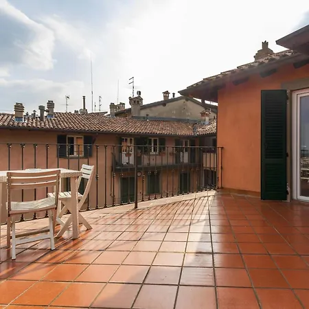 Apartment La Terrazza Sulla Citta - Immobili E Soluzioni Rent Bergamo