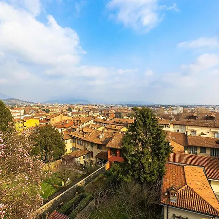 La Terrazza Sulla Citta - Immobili E Soluzioni Rent * 贝尔加莫