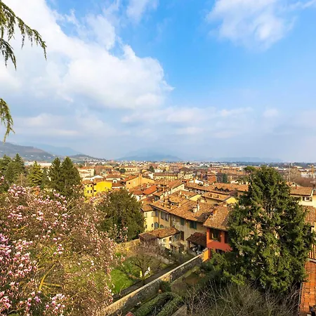 Apartment La Terrazza Sulla Citta - Immobili E Soluzioni Rent *
