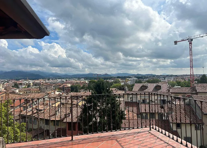La Terrazza Sulla Citta - Immobili E Soluzioni Rent Lägenhet Bergamo